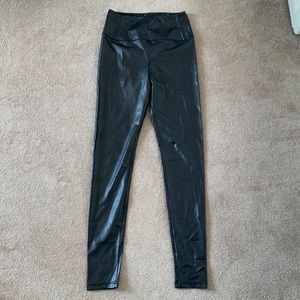 Wilfred Daria leggings